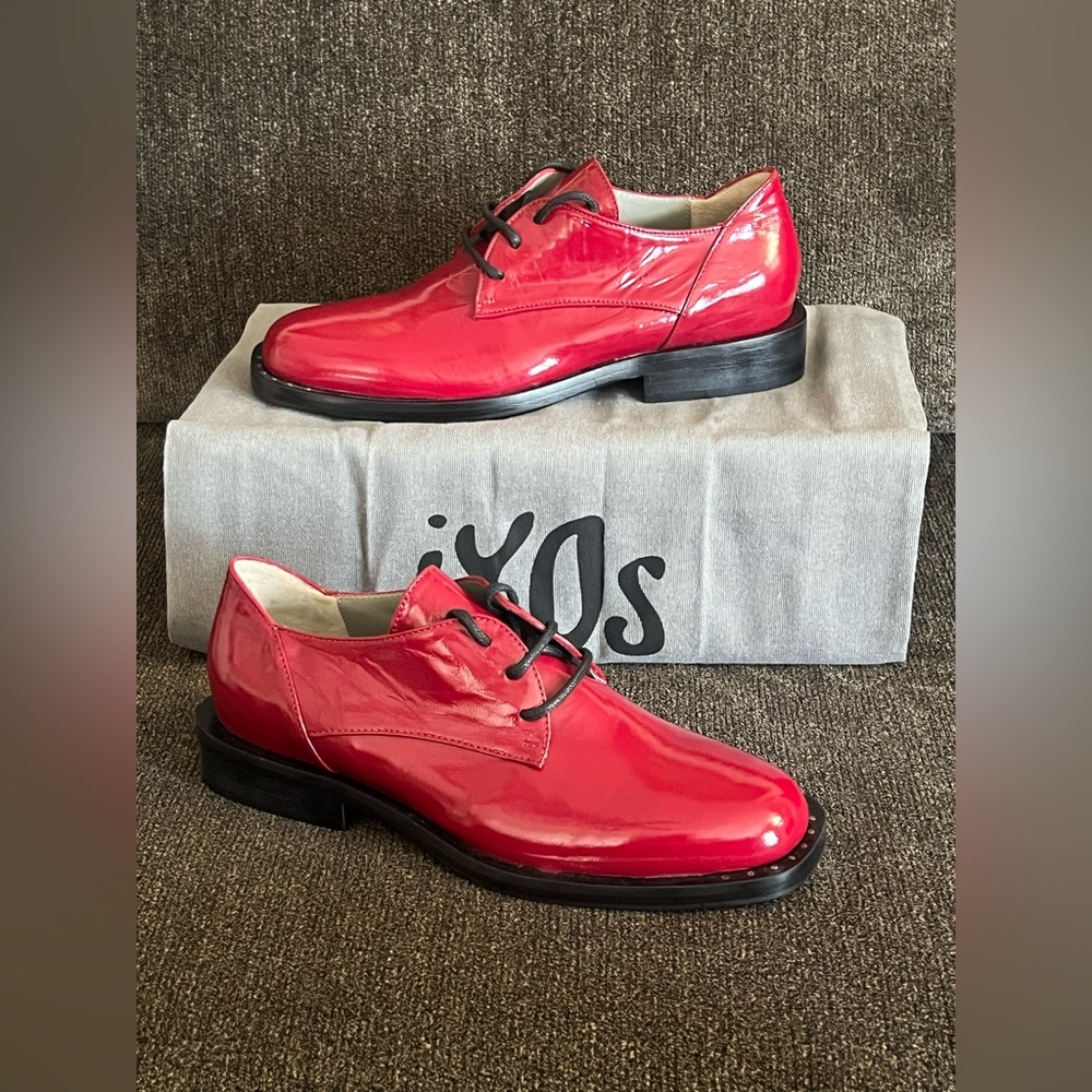 Ixos Women’s Italian Red Color Leather Shoes- Size 6.5